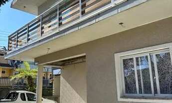 Imagem 2: Sobrado comercial de esquina