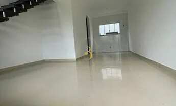 Imagem 2: Ótimo sobrado à venda com 02 dormitórios, 01 vaga, no bairro Bela Vista/Palhoça