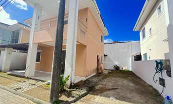 Imagem: Casa em condomínio na portaria de Vilas