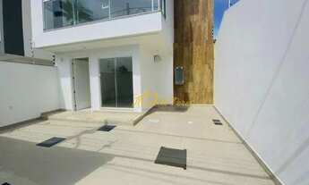 Imagem 4: Excelente casa triplex com área gourmet e piscina, na quadra da praia de Costazul, com 3 q