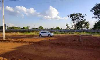 Imagem 2: Vendo lote Casa em condomínio com 2 vagas na garagem