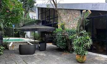 Imagem: Casa com 4 dormitórios para alugar, 580