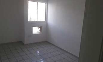 Imagem 7: Vendo apto com 2 qtos sociais mais um de serviço em Pau Amarelo. 74 m2 área útil. 100 m da