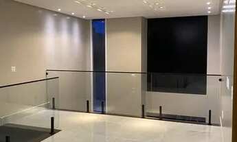 Imagem 4: Casa de condomínio sobrado para venda tem 222 metros quadrados com 4 quartos