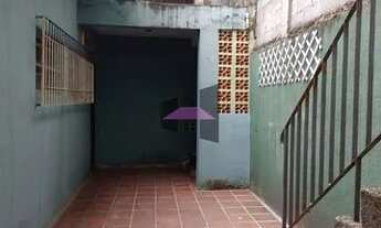 Imagem 4: Casa com corredor Lateral - 03 dormitórios - 4 vaga de garagem - Travessa da Av