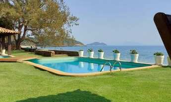 Imagem: Mansão pé na areia Buzios