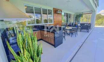 Imagem 6: Moderna casa de alto padrão com 5 suítes em Condomínio Residencial Villaggio Paradiso - It