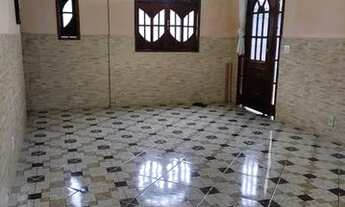 Imagem: Linda casa com quintal de aluguel de 3 quartos