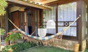 Imagem 4: Seu Refúgio Exclusivo em Meio à Natureza e Muito Perto do Mar