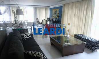 Imagem: CASA ASSOBRADADA - PLANALTO PAULISTA - SP