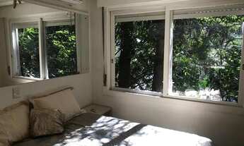 Imagem 7: Apto 3 dorm, suite, amplo living, totalmente reformado, semimobiliado, vaga coberta, R$ 65