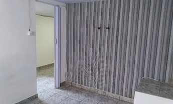 Imagem 3: Casa / Kitnet grande em Vila da Penha, parcialmente mobiliado (Leia a descrição