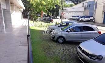 Imagem 5: Sala comercial de 78m² com frente de loja e 1° pavimento nas Graças