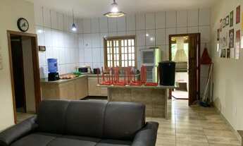 Imagem 2: Casa em lote de 360m², churrasqueira, fogão a lenha, lote todo cercado e gramado