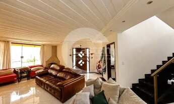 Imagem: Sobrado à venda na vila alpina