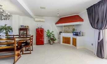 Imagem 3: Casa ampla na Chácara das Pedras com 4 suítes e piscina