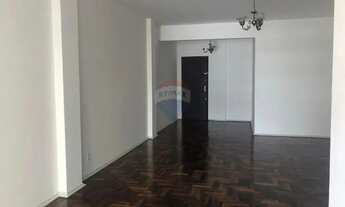 Imagem 6: Espaçoso apartamento de três quartos, sendo um suite, próximo ao Colégio Jesuitas, a merca