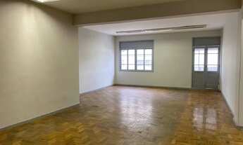 Imagem 2: CONJUNTO COMERCIAL COM AMPLO SALÃO MAIS 3 SALAS GRANDES, VARANDA, 4 BANHEIROS E COZINHA EM