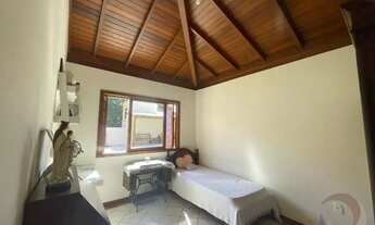 Imagem 6: Casa para Venda em Florianópolis, Rio Tavares, 4 dormitórios, 1 suíte, 3 banheiros, 2 vaga