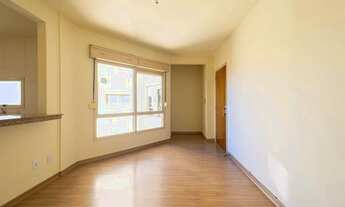 Imagem 2: Kitnet para aluguel no centro de Pelotas RS, próxima a comércios e universidades, ideal pa