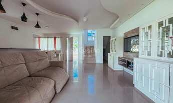 Imagem 2: Casa para Venda em Florianópolis, Campeche, 3 dormitórios, 1 suíte, 4 banheiros, 2 vagas