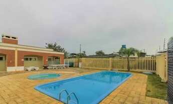 Imagem 3: Carrara- Casa térrea 2 dormitórios, reformada , com 2 vagas , churrasqueira