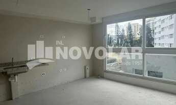 Imagem 3: Apartamento Contemporâneo com 2 Dormitórios e Vista Deslumbrante! Com 2 dormitórios, 1 suí