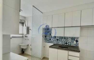 Imagem 6: Cond. Nações, planejados em todos os cômodos, cozinha com armários, guarda-roupas, andar a