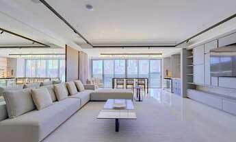 Imagem 2: Frente Mar- Mobiliado - Alto Padrão - 4 Suites - 4 Vagas - 264 Metros