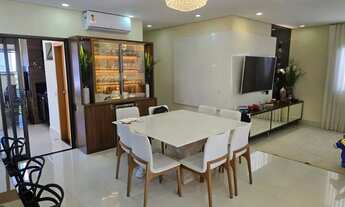 Imagem 3: Casa de condomínio para venda tem 186 metros quadrados com 3 quartos