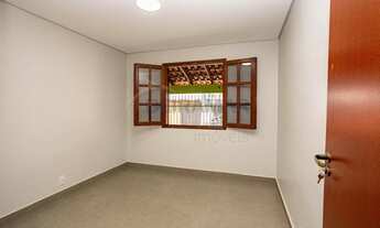 Imagem 3: Casa Térrea para Aluguel na QE 03, Guará 1 com 3 Quartos e Amplo Quintal. Agende sua visit