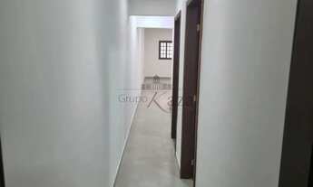 Imagem 3: Oportunidade - Casa - Vista Verde - 4 Dormitórios - 113m²