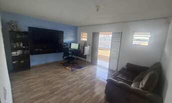 Imagem 3: Aluga - se Casa Grande, 2 Vagas, 2 Quartos.