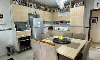 Imagem 5: Casa com piscina à venda no bairro Bosque da Saúde - Taubaté