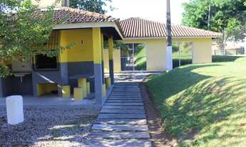 Imagem 2: Apto térreo no Villagio Monte Fiori