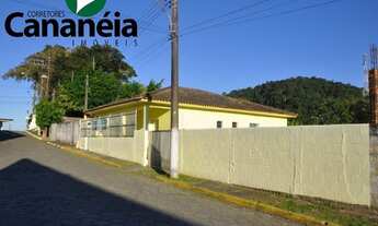 Imagem: Com 4 dormitórios em terreno com 1.250