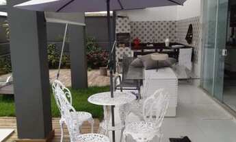 Imagem 7: Casa de condomínio sobrado para venda possui 250 metros quadrados com 4 quartos