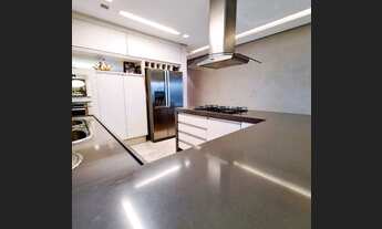 Imagem 4: Cobertura para venda com 300 metros quadrados com 3 quartos. Centro da cidade