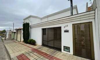 Imagem 2: Casa com 4 dormitórios à venda em Belo Horizonte