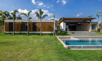 Imagem 5: Detalhes em madeira e vidro