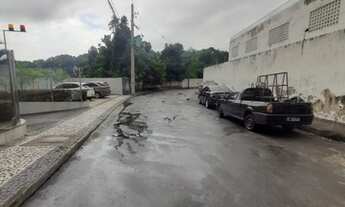 Imagem 3: Apartamento para aluguel tem 60 metros quadrados com 2 quartos em Resgate - Salvador - BA