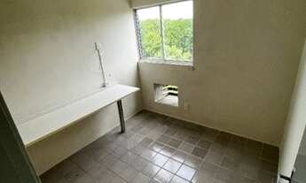 Imagem 2: Apartamento para venda possui 57 metros quadrados com 3 quartos em Imbiribeira - Recife