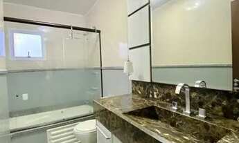 Imagem 3: Sobrado para aluguel possui 234 metros quadrados com 3 quartos em Santo Inácio - Curitiba