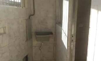 Imagem 2: Casa em Santos, 2 quartos, sala, cozinha, banheiro e área de serviço