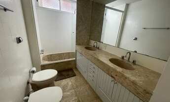 Imagem 4: Apartamento para venda possui 240 metros quadrados com 4 quartos em Ipanema - Rio de Janei