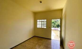 Imagem 3: Casa com 2 dormitórios para alugar, 80 m² por R$ 1.362,00/mês - Jota - Brumadinho/MG