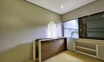 Imagem 2: Casa com 2 banheiros, 5 suites e 8 vagas em Morombi