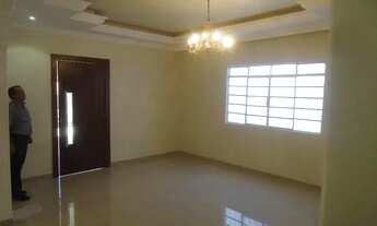 Imagem 3: Casa com 3 dormitórios para alugar, 206 m² por R$ 3.000,00/mês - Jardim Petrópolis - Cuiab