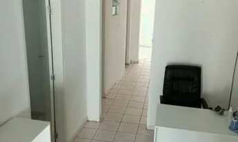 Imagem 2: Escriturada e registrada; Nascente; 4 quartos; 2 banheiros; 2 salas; C