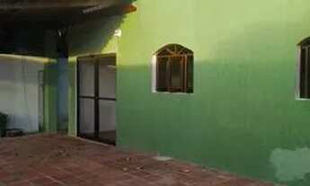 Imagem 4: Alugo uma casa de fundos, com um preço especial